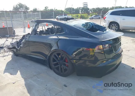 2022 Tesla Model S Plaid Tri Motor All-Wheel Drive from USA, damaged, VIN 5YJSA1E64NF477659
